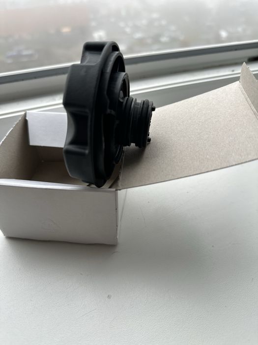 Крышка бачка охлаждения BMW X5