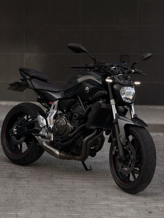 YAMAHA MT07 - Full Extras!