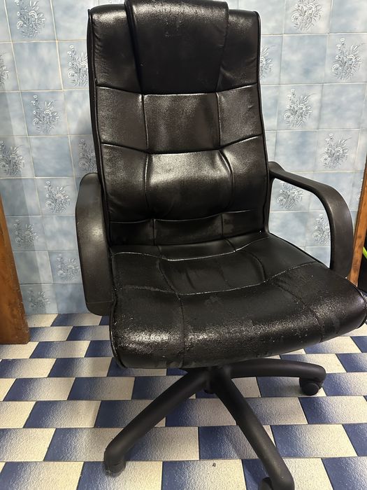 Mesa secretaria mas cadeira
