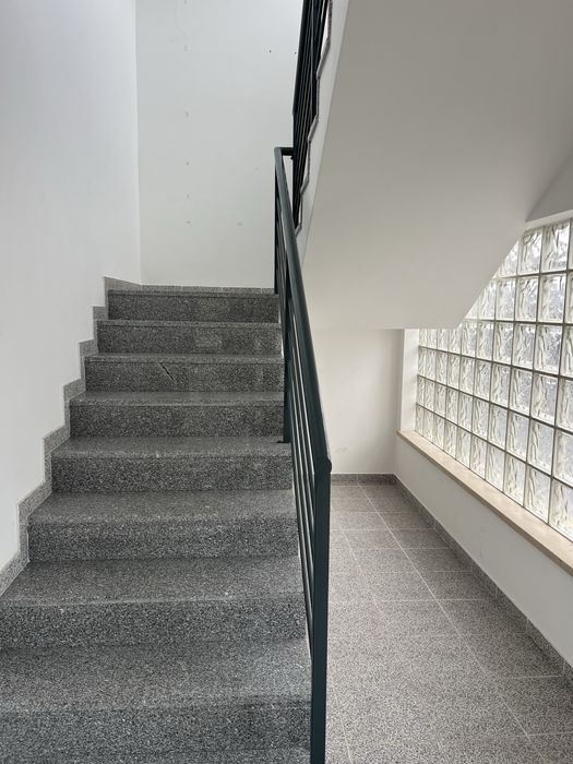 Armazem alugo entre pombal e leiria com condicoes ideal para ginasio