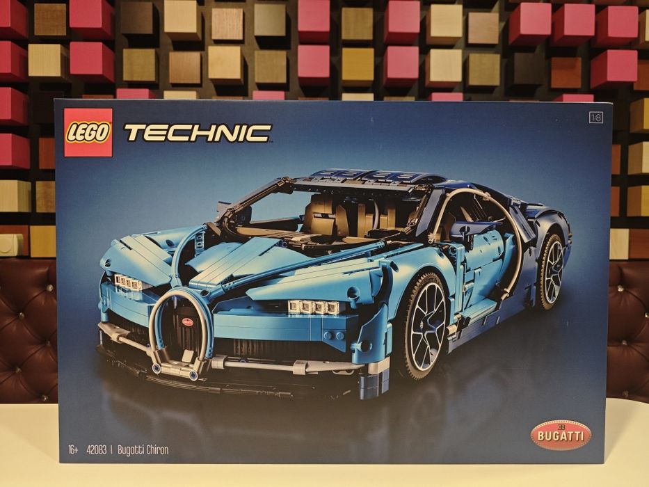 LEGO Technic 42083 Bugatti Chiron (3599 Деталей)