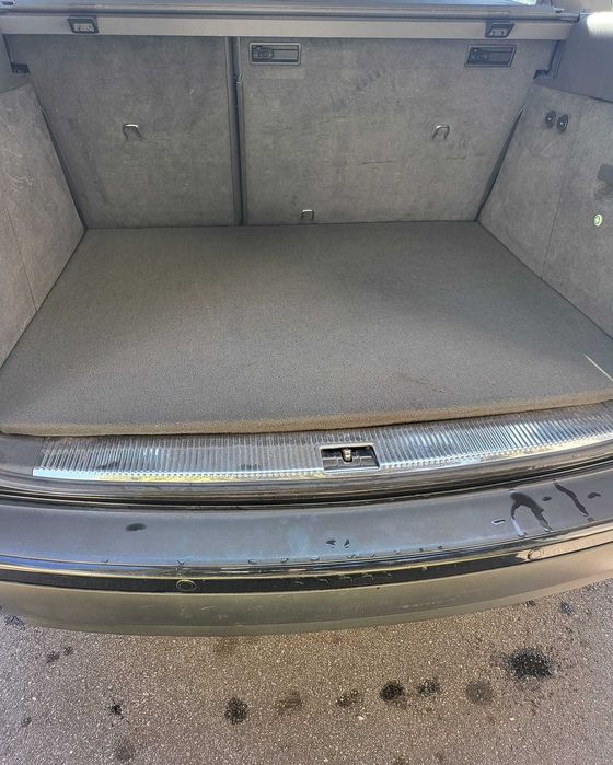 Volkswagen Touareg 3.2 V6, a Gasolina e a GPL.