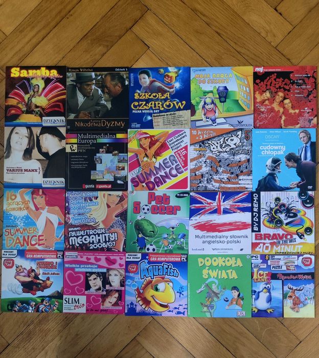 Płyty CD gry, muzyka, filmy, programy z początku lat 2000.
