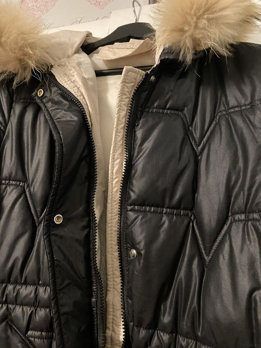 Dluga kurtka puchowa z futrem naruralnym