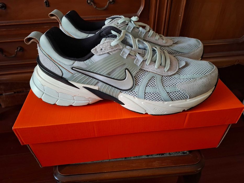 Nike V2K Run, męskie, roz. 46