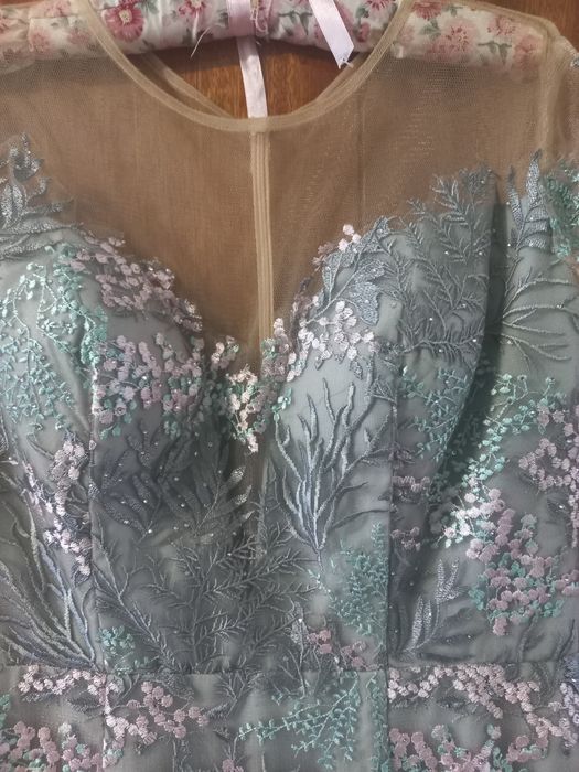 Сукня випускна, весільна, вечірня