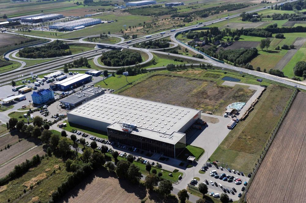 POWIERZCHNIA BIUROWA DO WYNAJĘCIA - 260 m2 - Modła Królewska, 62-571