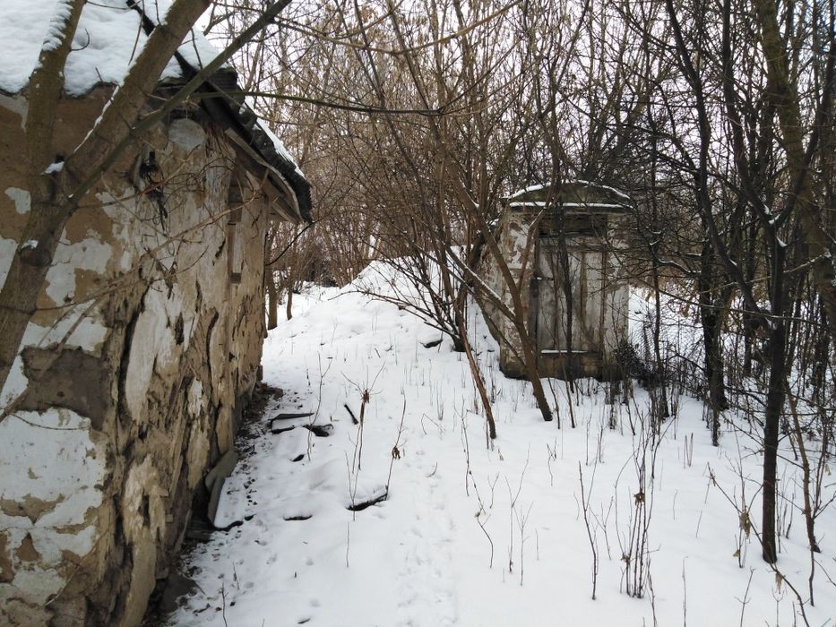 В селі Пустотине  від Кіїва 85 к в Чернігівській об до Кіїва нова т