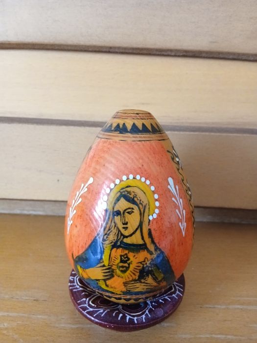 Шкатулка  винтажная,деревянная с рисунком,б/у
