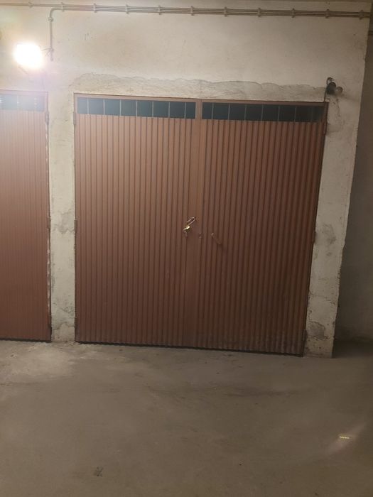 Garagem no centro do Montijo