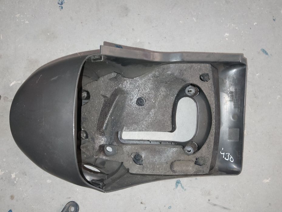 Plástico coluna direcao Fiat Punto MK2
