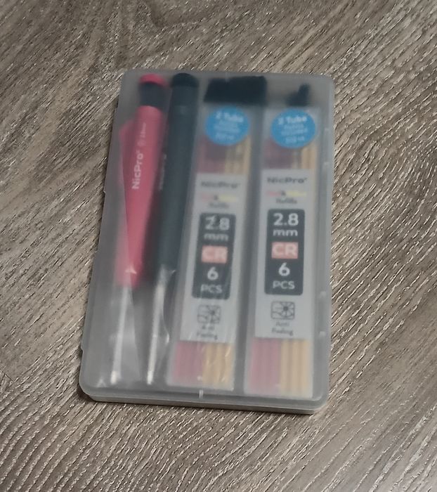 Столярний  цанговий олівец  NicPro 2.8mm, новий.