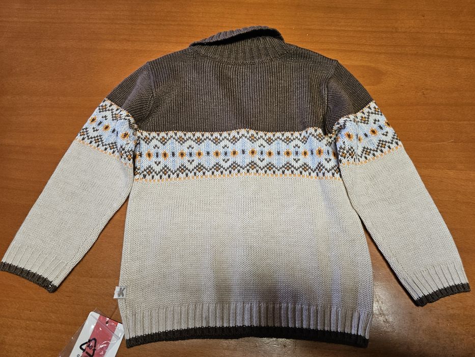 Casacos menino 3/6/9 e 12 meses tenho 1 por tamanho marca kanz novos