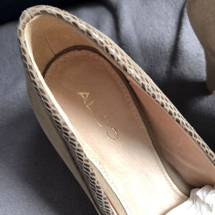 Sapatos Aldo em pele (novos)