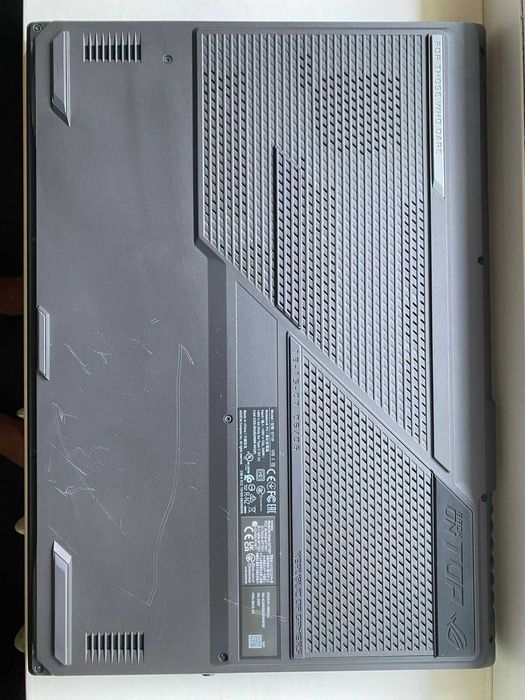 Ігровий ноутбук ASUS ROG Strix G17 17.3" / Ryzen 7 / RTX 3060 / 32GB / 1.5TB SSD