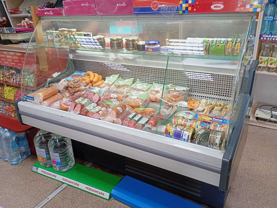 холодильна вітрина б/у 1.5м.