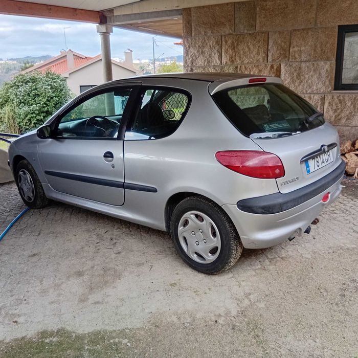 Peugeot 206 comercial
