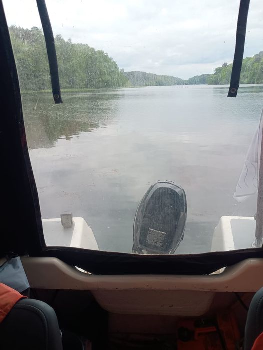 Łódź jacht motorowy