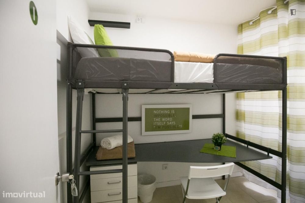 Quarto - localizado em Saldanha Lisbon