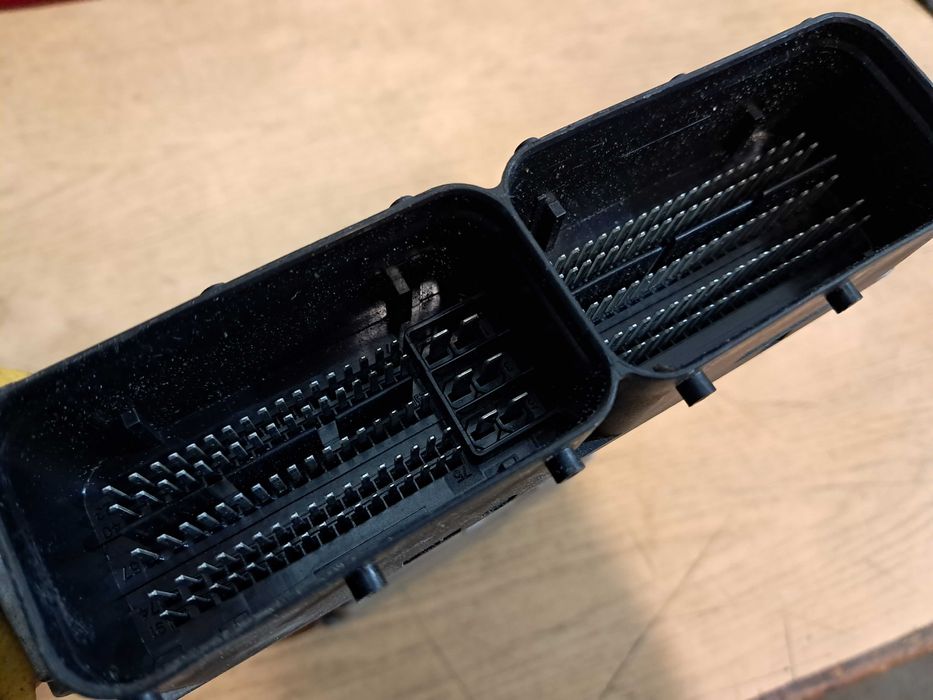 Sterownik komputer silnika moduł 1.8 TFSI AUDI A5 8T A4 B8 Lift