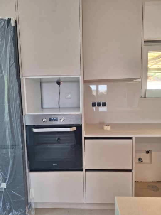 Forno de encastrar Teka Novo
