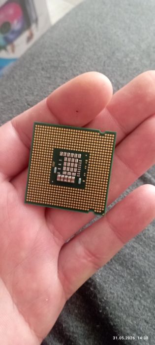 Комплект Intel Core 2 Duo E8600 (3.33 GHz, LGA775) + Родной кулер Intel