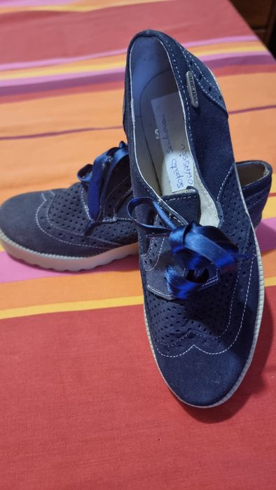 Sapatos azuis de senhora Seaside