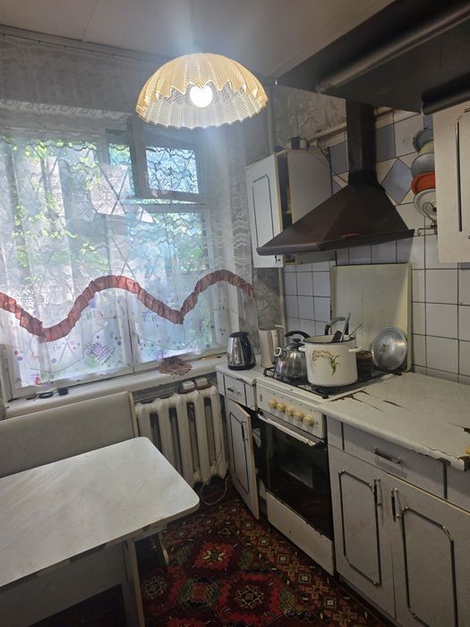 Продам 2 комнатную в нагорной