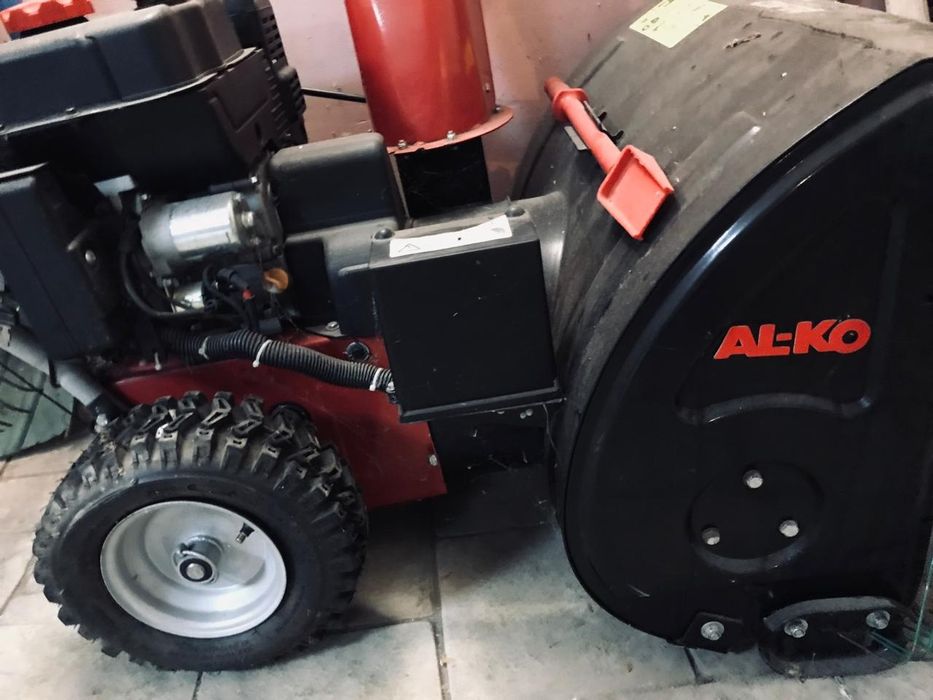 Шнековий снігоприбиральник AL-KO SnowLine 620 E