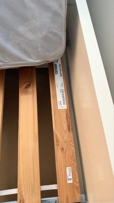 Cama individual com ou sem colchão em muito bom estado