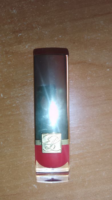 Estee Lauder помада