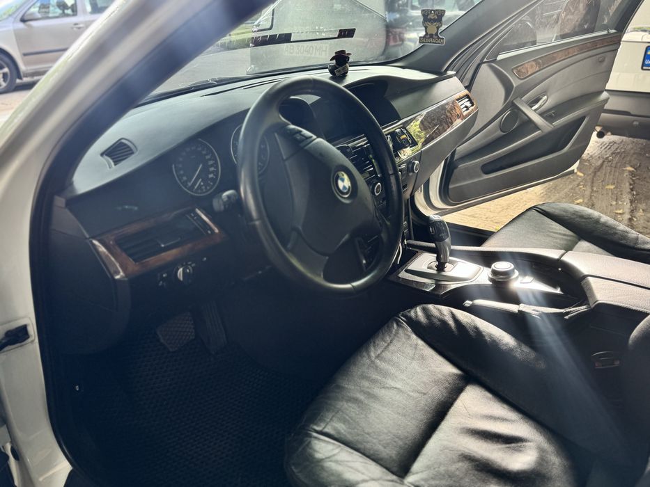BMW E60 2008 • повністю обслужена•срочно