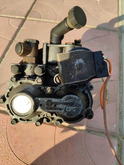 Редуктор метановый