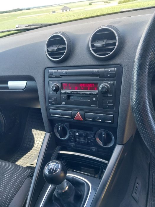 Radio samochodowe oryginalne fabryczne zmieniarka 2din audi a3 8p a4