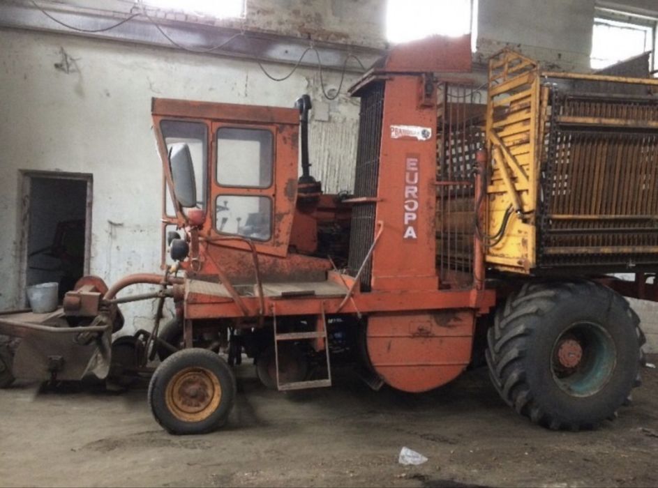 Бурячний комбайн , Бурякозбиральний