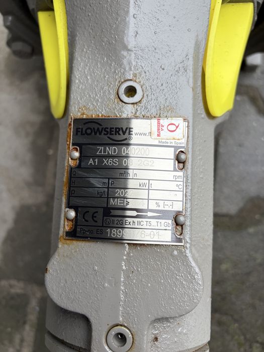 Przemyslowa pompa odśrodkowa marki flowserve