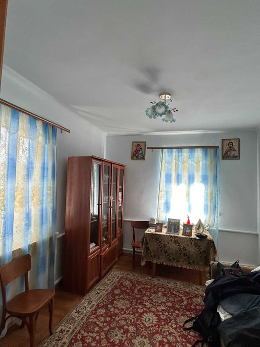 Будинок с. Малашівці 12 км. від міста.