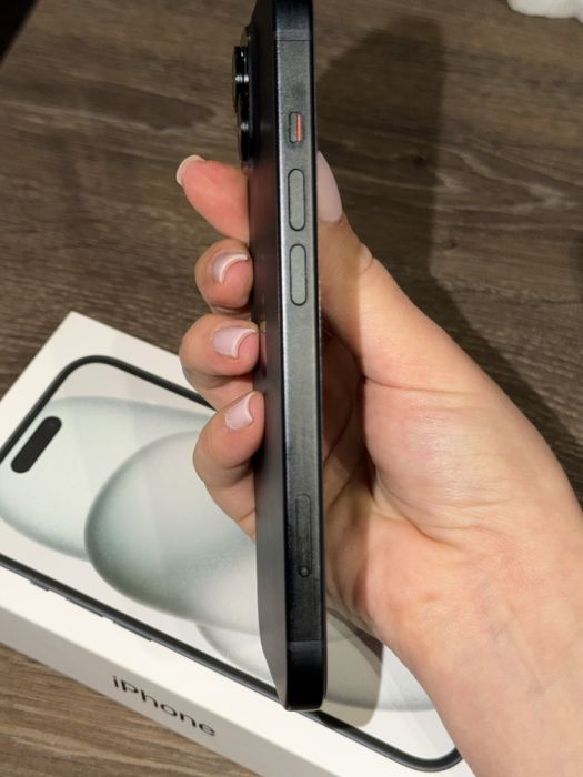 Iphone 15 в оригінальному упакуванні