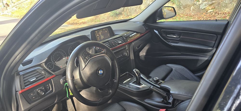 BMW 320d F31 Nacional Pack M (como nova)
