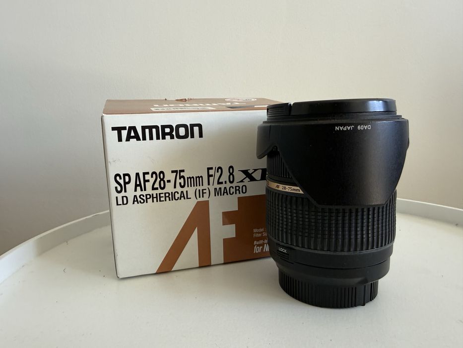 Обʼєктив Tamron 28-75mm F/2.8