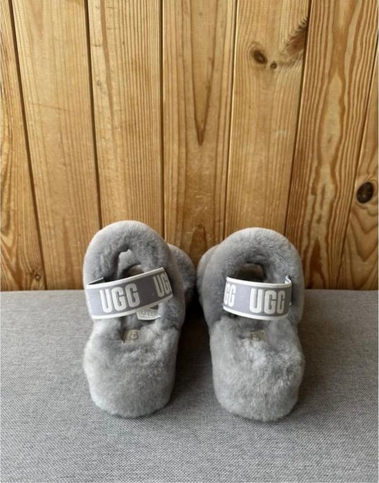 Пухнасті тапки сандалі UGG Oh Yeah