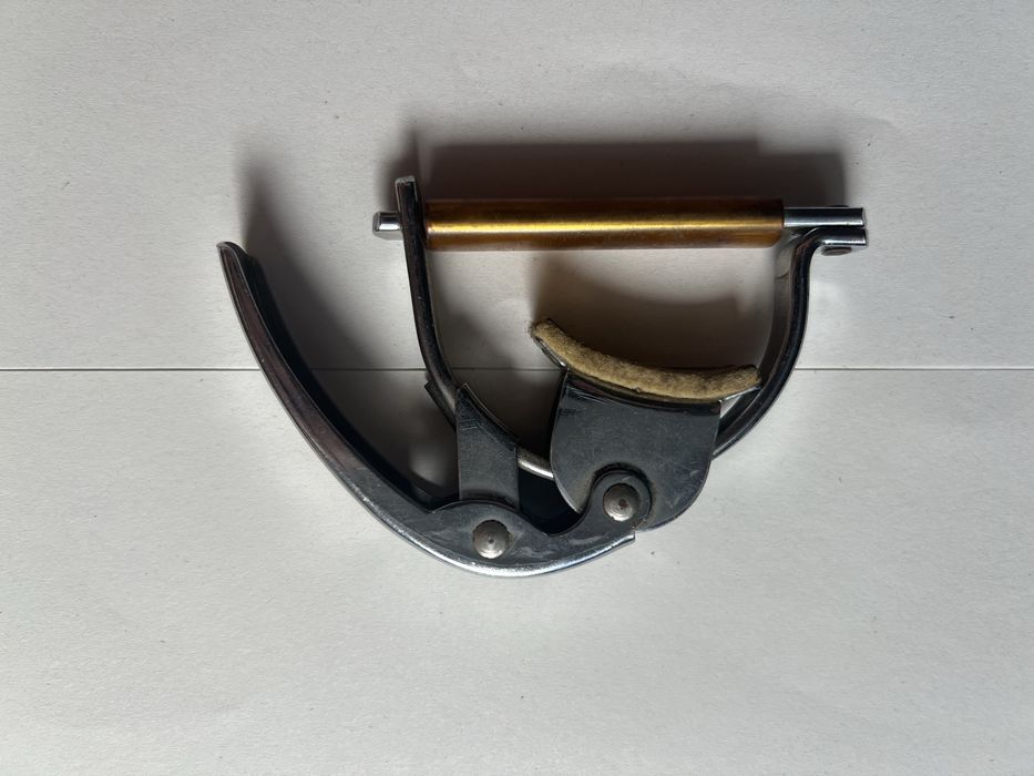 Vintage Hamilton Fast Action Capo — вінтажний пружинний каподастр USA