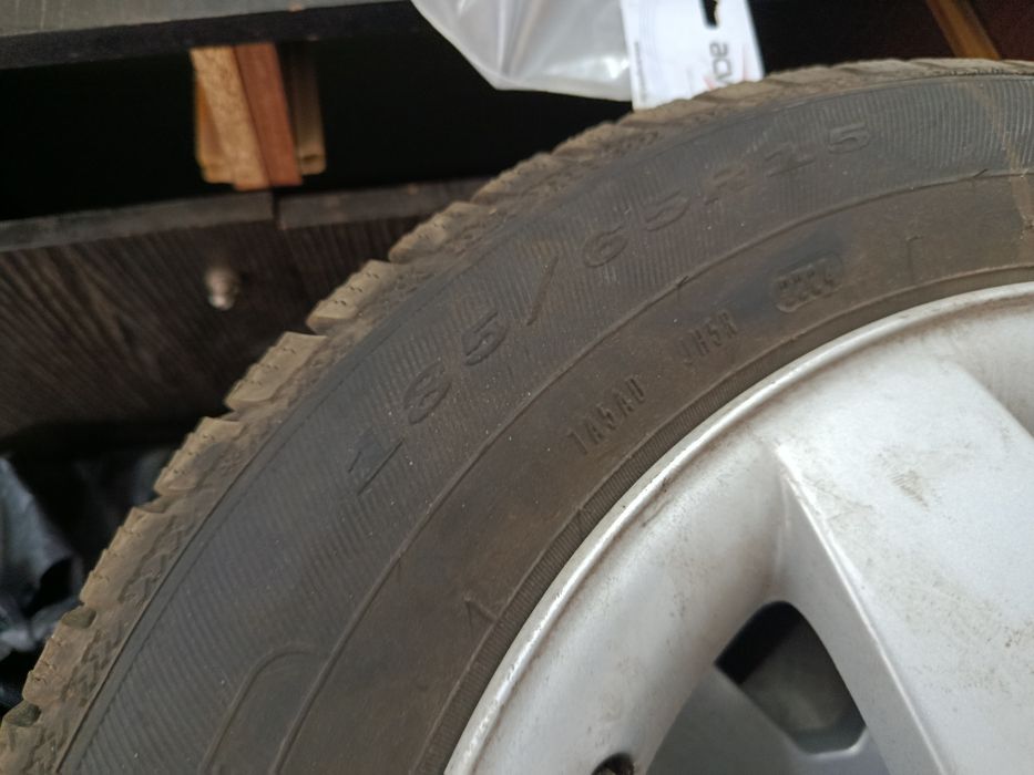 Диски с шинами Peugeot 207 зима