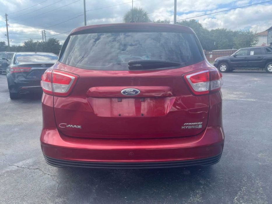 Ford C-Max Titanium      2017