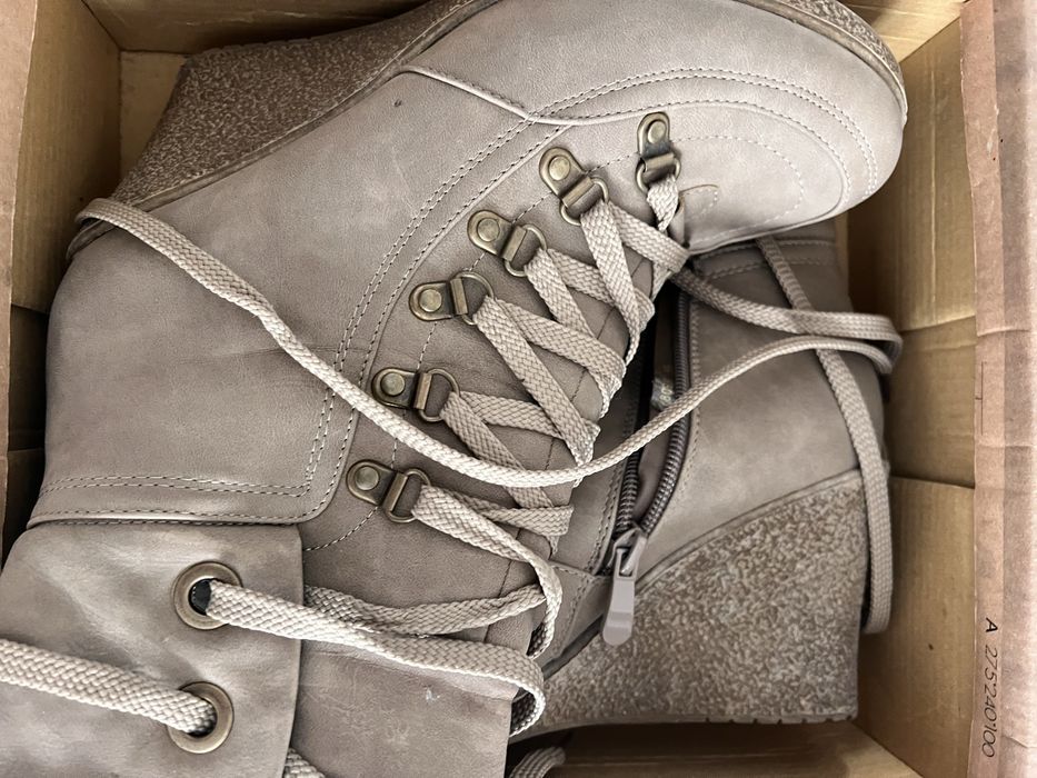 Botas 39 salto compensado