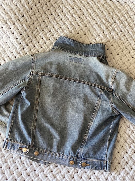 Джинсова куртка розмір S
