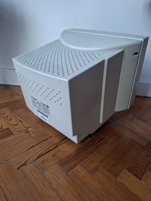 Monitor - cama para gato