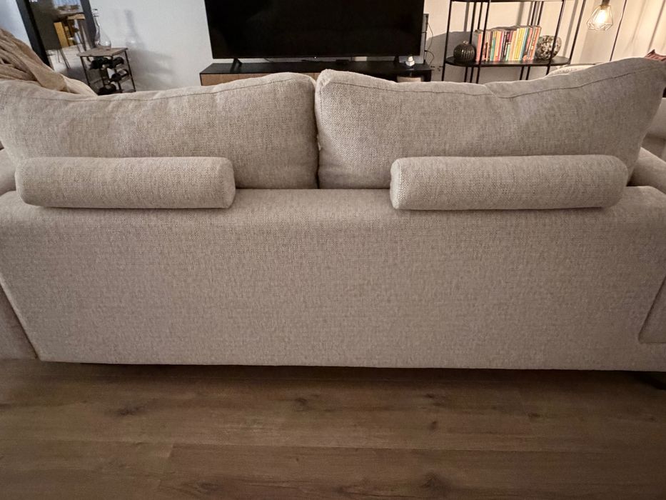 Sofá  3 lugares, bege, tecido, como novo