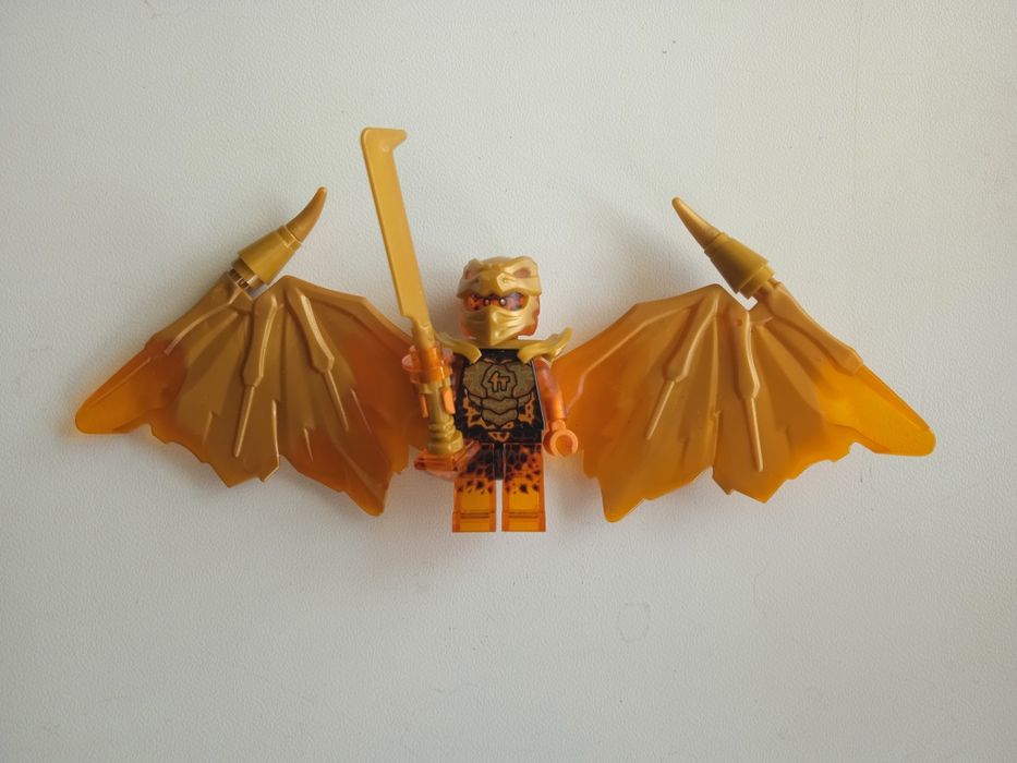 Фігурка Lego Золотий Дракон Коул