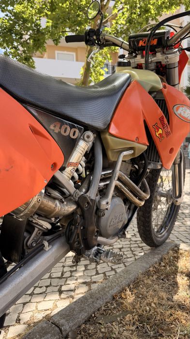 KTM 400 matriculada